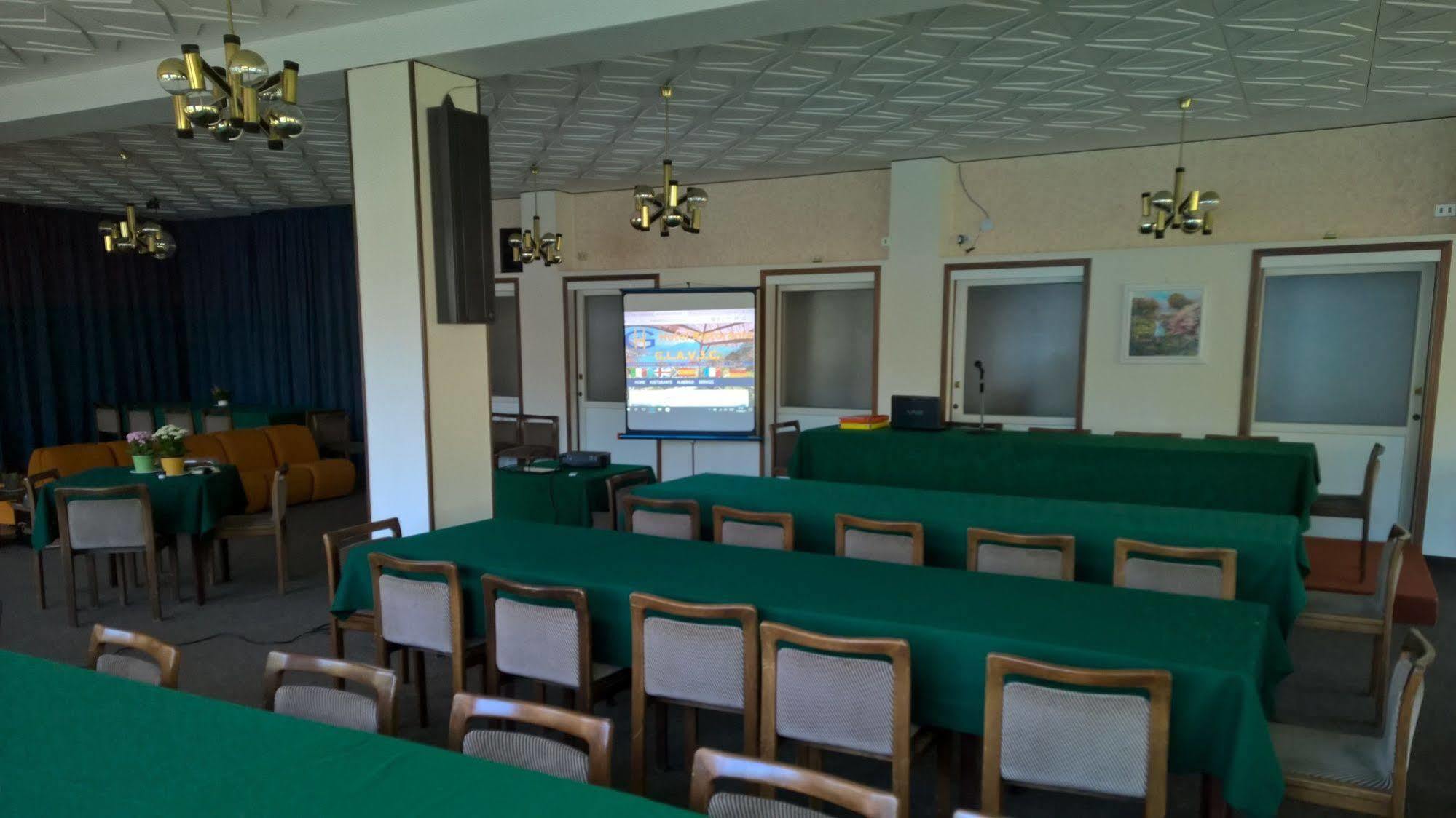 Hotel Glavjc Торно Экстерьер фото